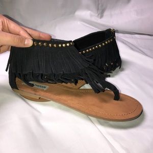 NEW Steve Madden flat fringe studded sandal